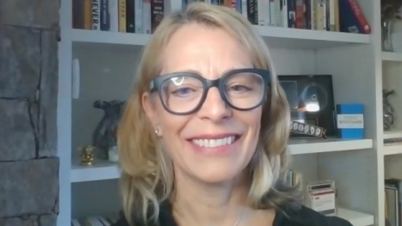 How to Navigate Fear-Based Thinking: The FEAR Formula, presented by Nancy Burger '82