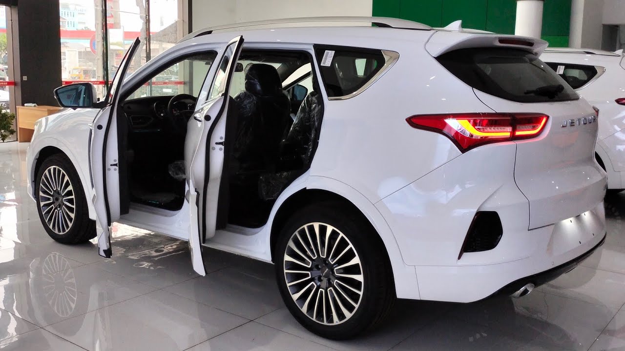 2023 Jetour X70 240T - SUV 7-Seater - White Color | Interior and Exterior