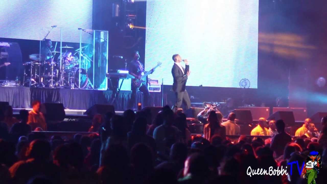 Trey Songz Live at Essence Fest