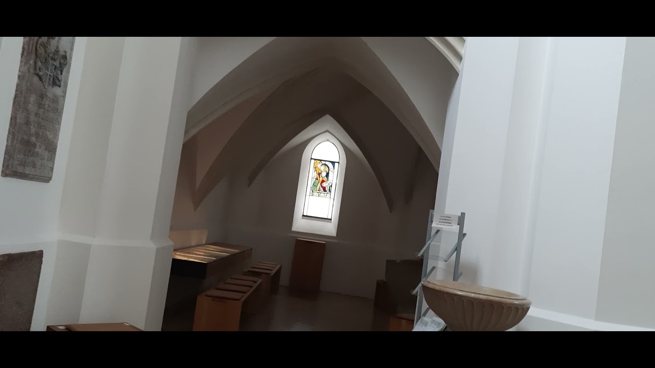 kleiner Rundgang durch die kath stadtpfahrkirche  Mariä Himmelfahrt  in Bad Tölz