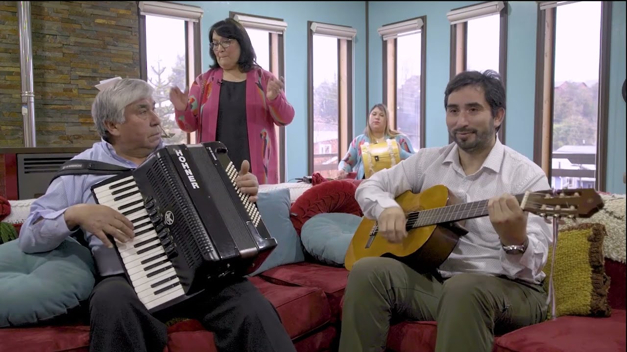 El piojo y la pulga - Segundo Navarro, María Teresa Andrade y familia - Chonchi, provincia de Chiloé