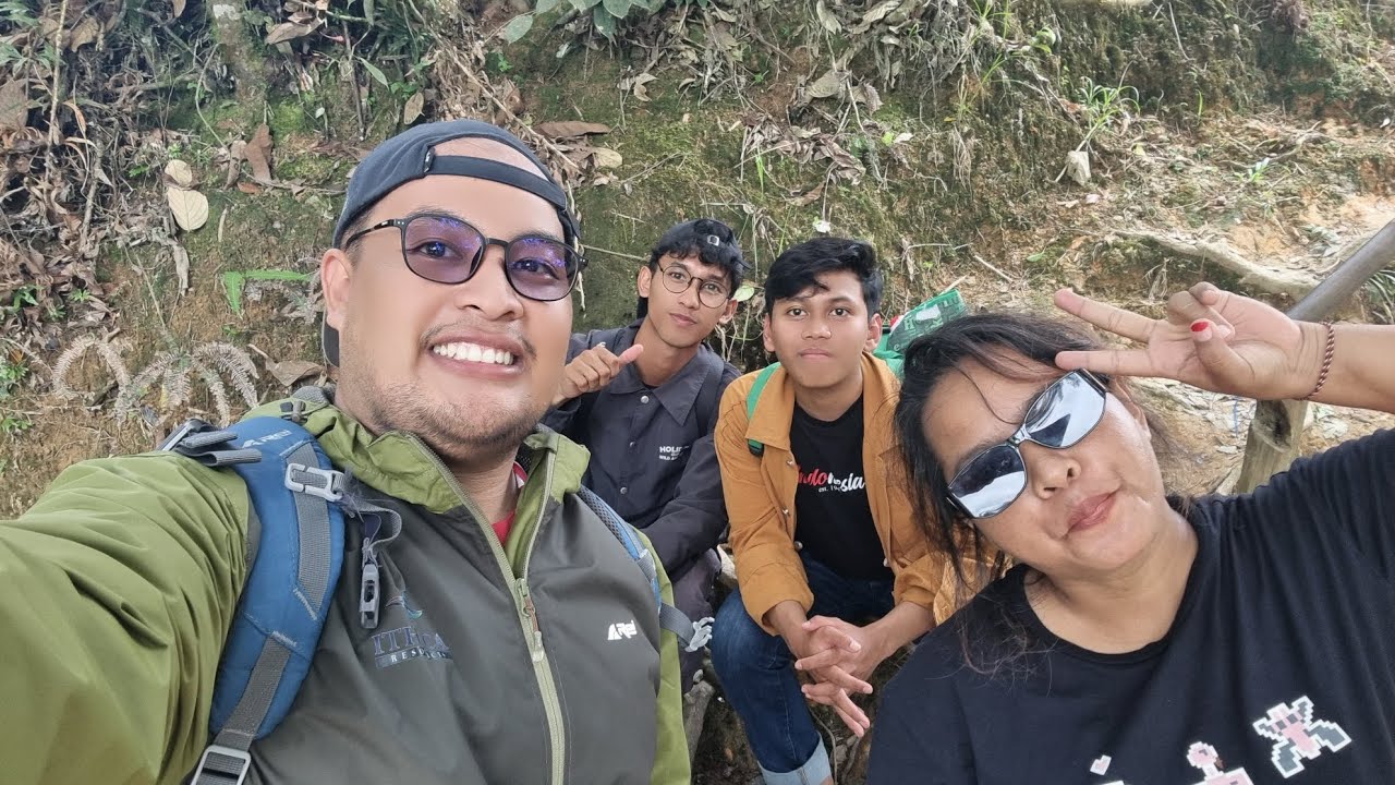 Trip to Air Terjun Tembalang Segah Berau Kalimantan Timur with Pasukan Lemes