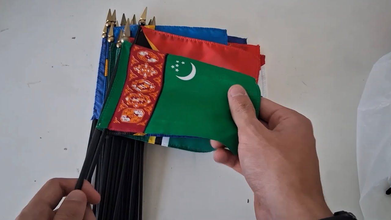 (late) Holiday flag HAUL 