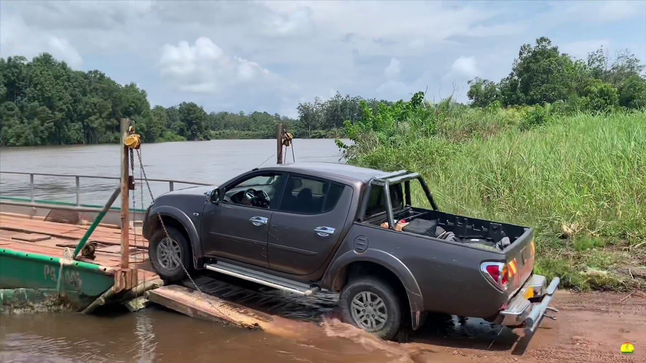South of Loango National Park - Tchibanga to Gamba: the wild unlisted road by google maps