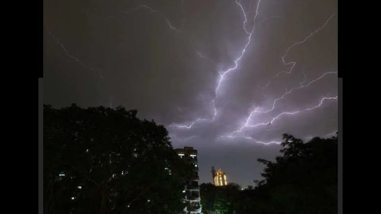 Rain lashes several parts of Hyderabad amid hot spell | Thunderstorms in Hyderabad Telangana #rains