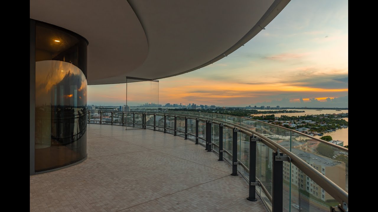 Eighty Seven Park 1505 / Miami Beach, FL