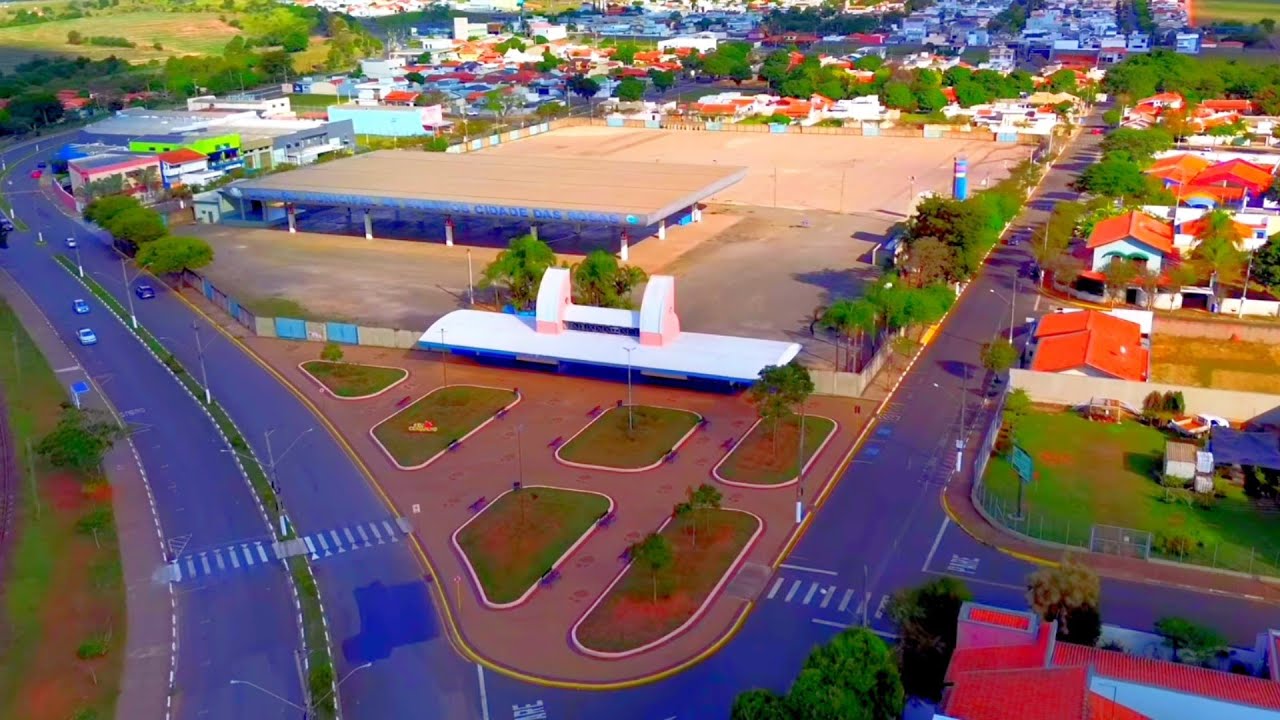 VOANDO EM ( CERQUILHO SP )