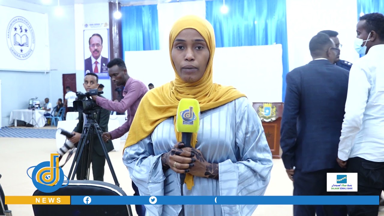 Xildhibaan Maxamed Cabdi Xayir Maareeye iyo Xildhibaan Aamino Cumar Jaamac  oo mar kale guuleystay