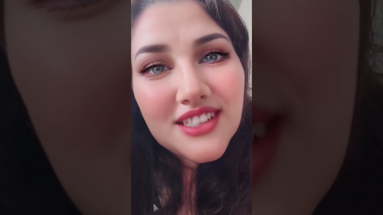 stephanie periscope live update 932 💛 #periscope#live#broadcast#makeup #beautiful 