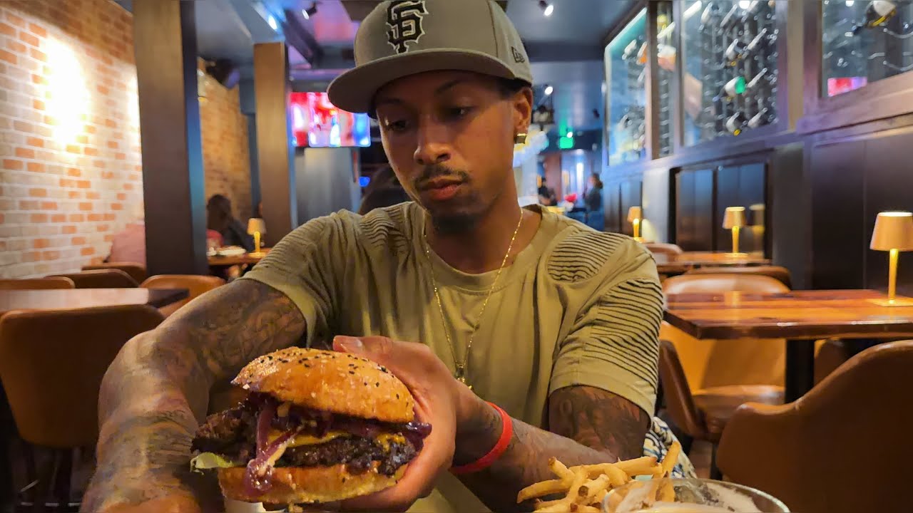 THIS BURGER IN SAN FRANCISCO WAS TOP QUALITY!