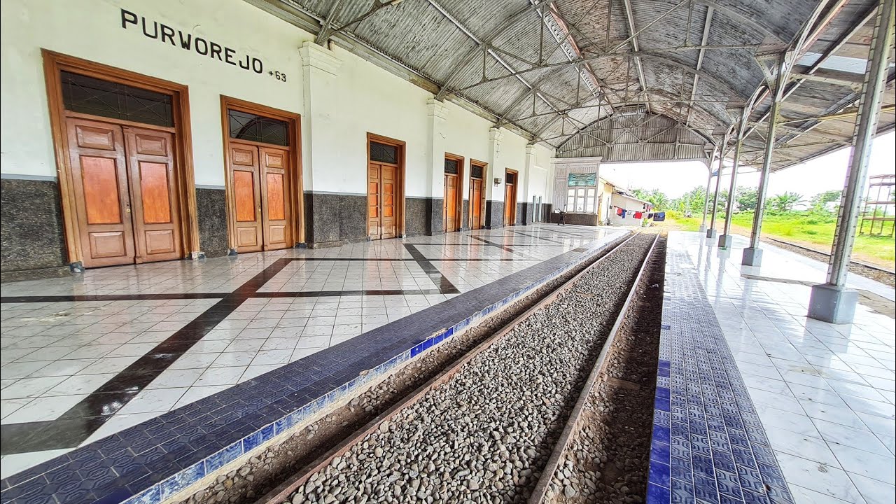 KATANYA PEMERINTAH JANJI UNTUK AKTIFKAN JALUR KERETA INI, TAPI SAMPAI SEKARANG TIDAK ADA PROGRES.