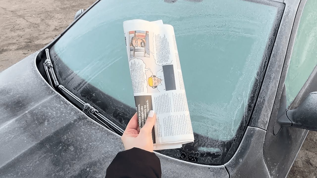 Im Winter muss ich keine vereisten Autoscheiben mehr kratzen. Es reicht, wenn ich das dabei habe.