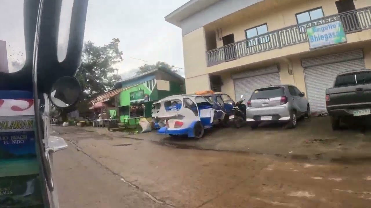 El Nido arrival, after Typhoon Tino passed - Tuk Tuk Ride