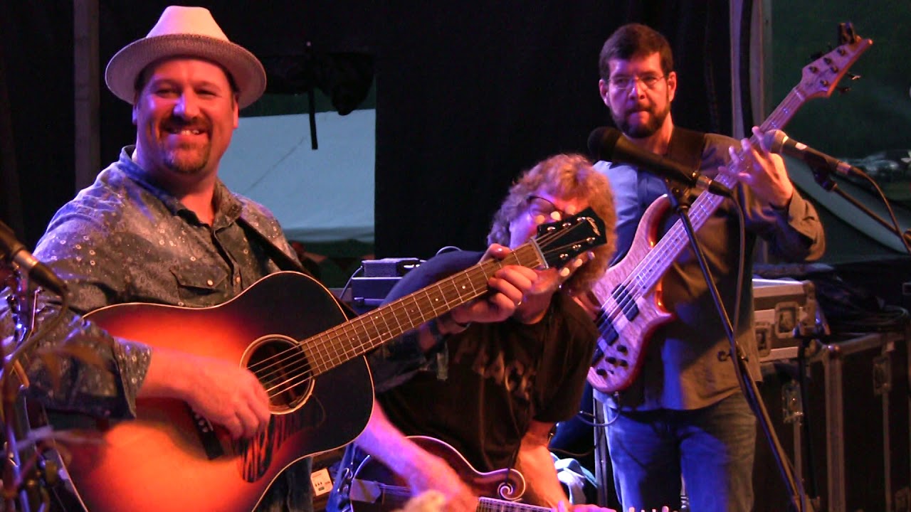 Sam Bush, 