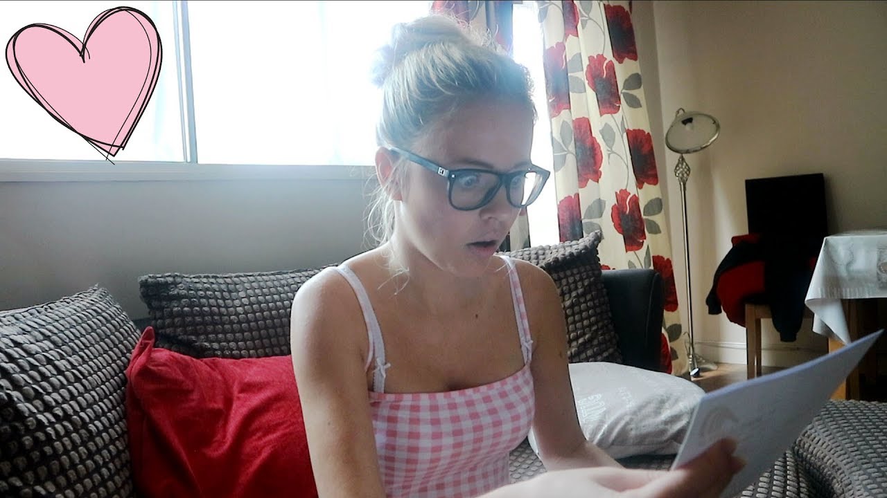 OPENING MY GCSE RESULTS 2017 LIVE ON CAMERA! | Daily Amie