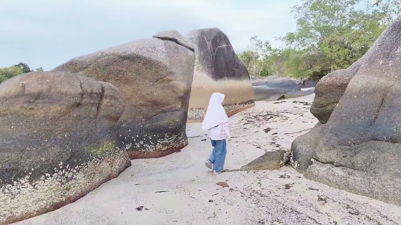 Escape ke Pantai Tanjung Tinggi 