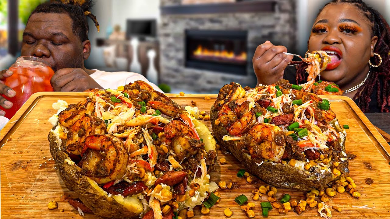 *HIGHLY REQUESTED* SEAFOOD BOIL STUFFED BAKED POTATO! 🔥🔥🔥