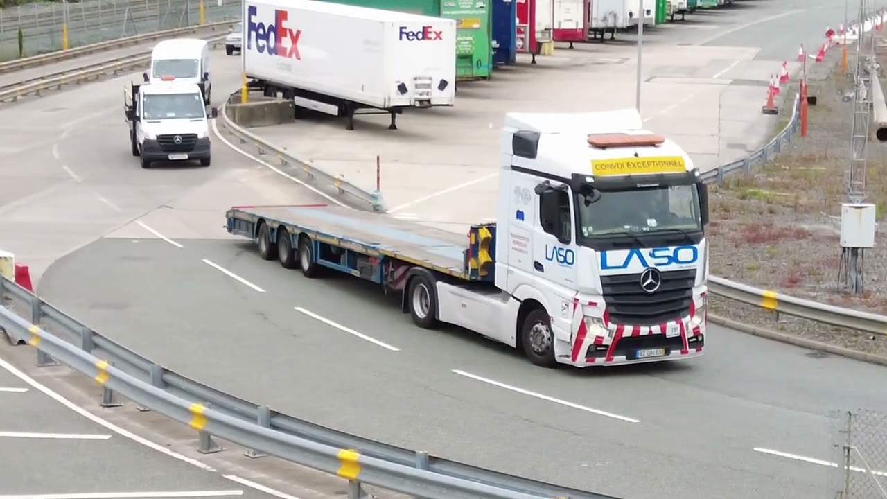 Irish Lories coming off the Ferry at Holyhead