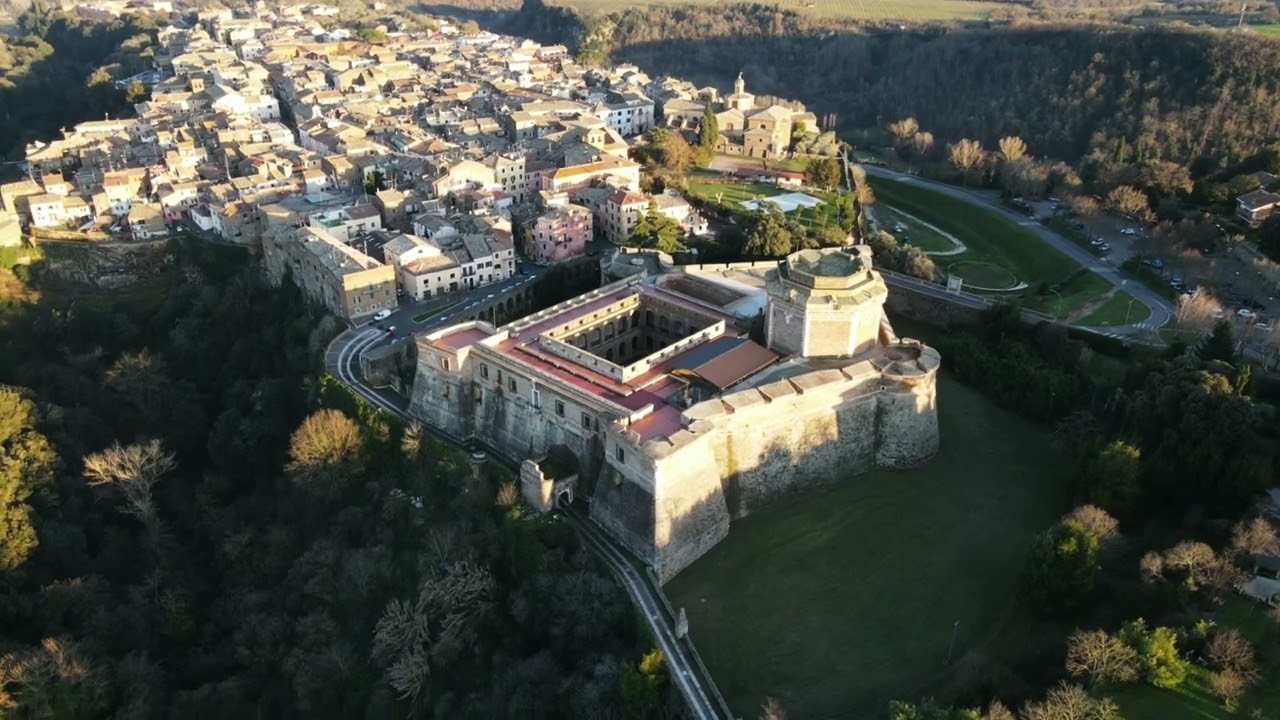 Civita Castellana VT, sorvolata da drone 4K