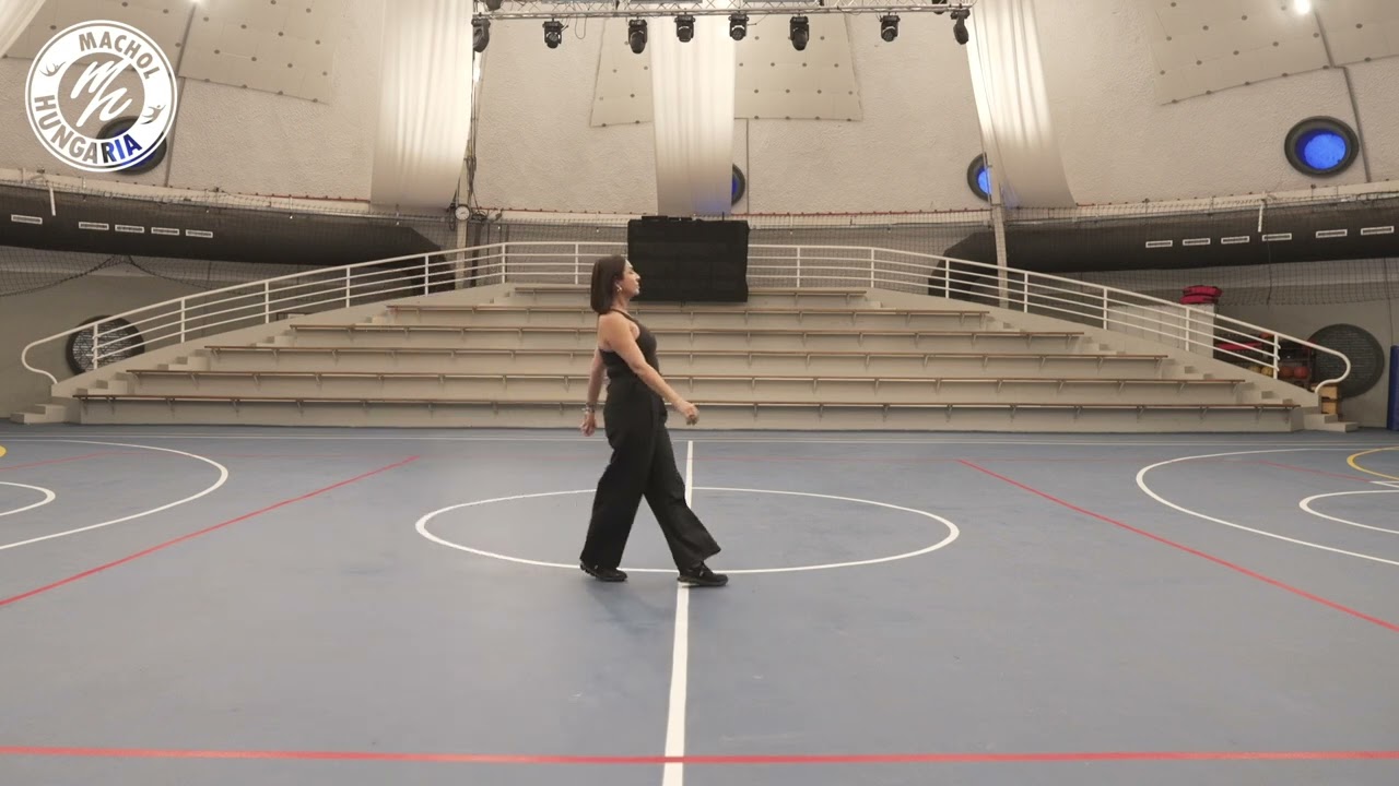 Habayta Lachazor - Gadi Bitton & Dror Davidi dancing