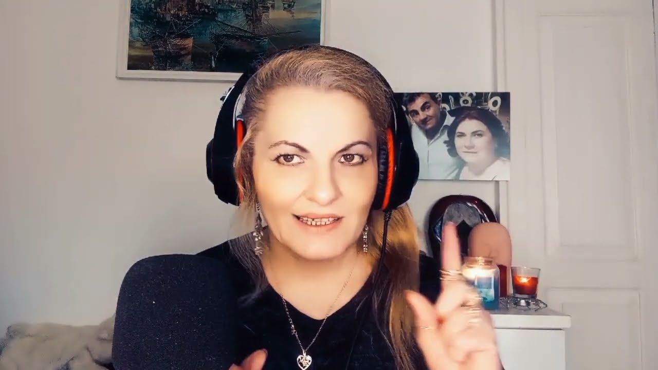 Asmr in Română [Unboxing]💥Whisper, TAPPING, TRIGGERS 💥