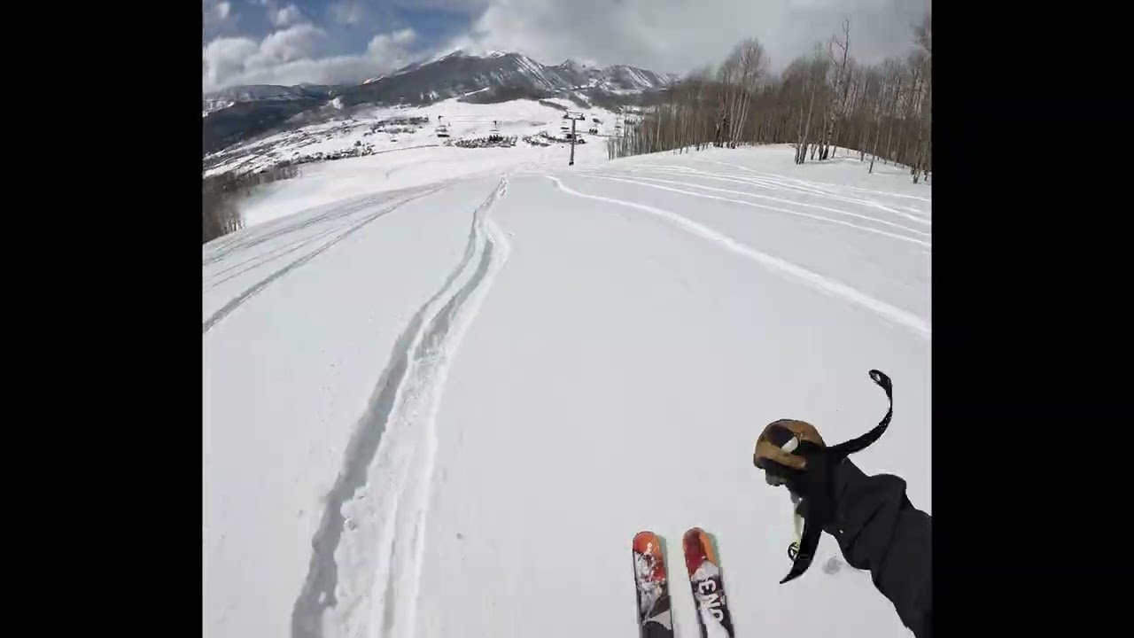 Skiing Powder at Crested Butte Mountain Resort in 2026