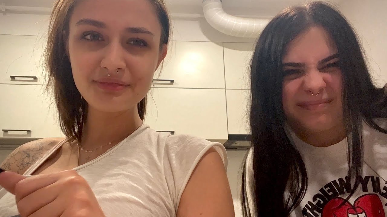 SINGURA ACASA CU NANA