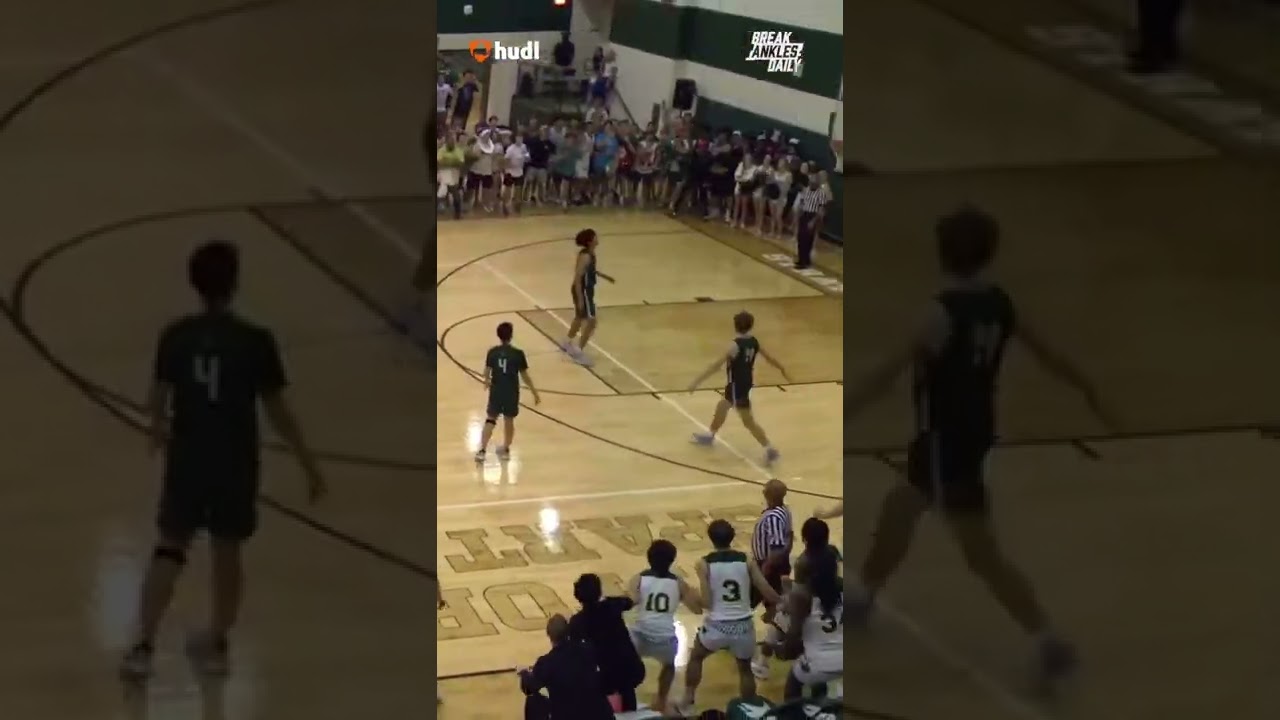 The crowd wasted no time to storm the court 😅#shorts #nba