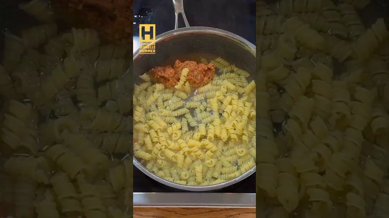 Mediterrane Blitzpasta mit Burrata