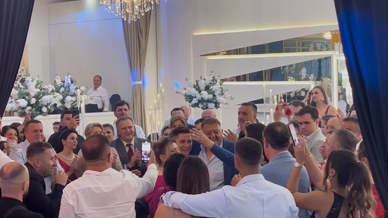 Momenti qe preku zemren e Mjeshtrit te Madh Gezim Salaj gjate Dasme se bijes: Egzona Salaj LIVE HD