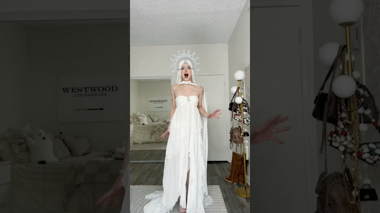 Turning myself into PRINCESS YUE from Avatar. (insane).