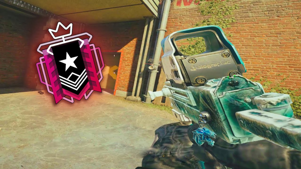 How a Champion Really Clutches - Rainbow Six Siege