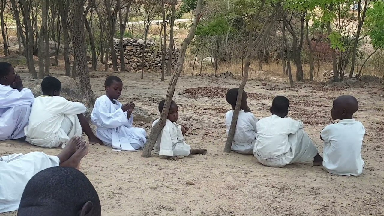 Johane Masowe Muchinjikwa- Dzorerai Zvinoyera Mugoyera yera