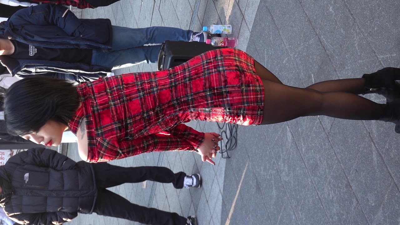200104 댄스팀 라르고(Largo)(★채원) 06 - 짧은치마(Miniskirt) [Side View]@홍대Busking [직캠 shinlim]