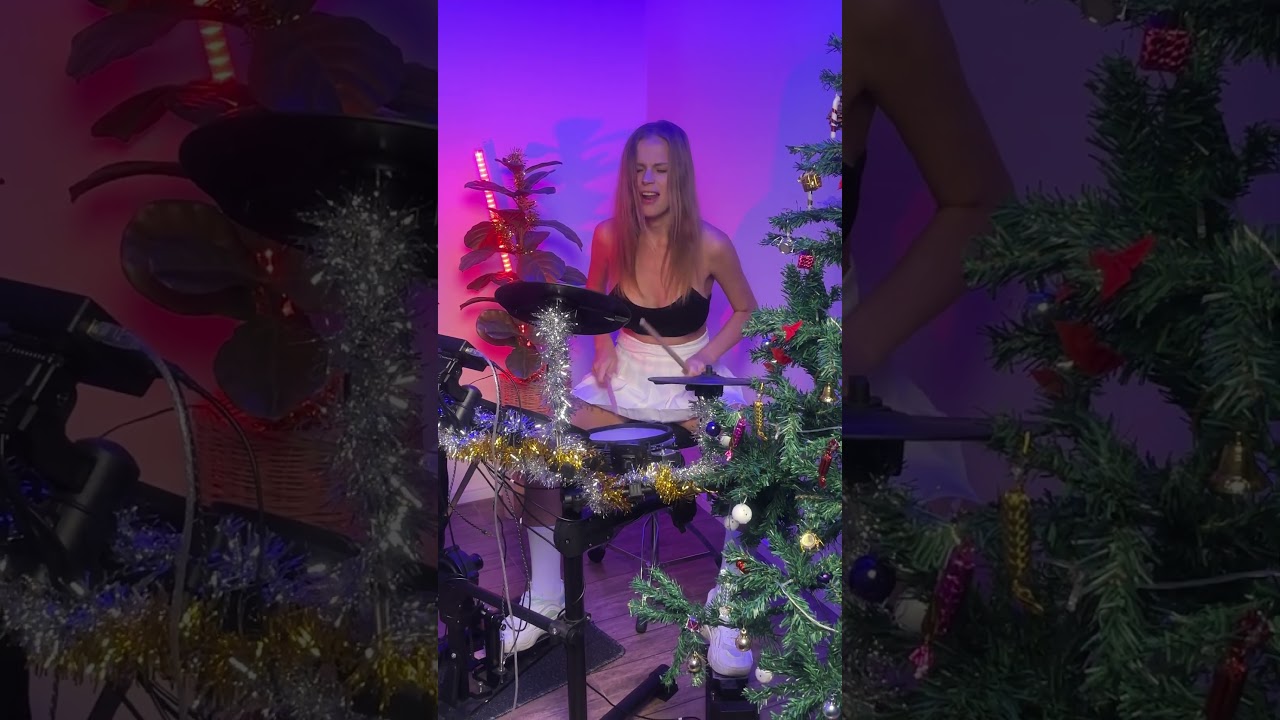 Green Day - American Idiot 🥁 #drumcover #drumgirl #femaledrummer #girldrummer