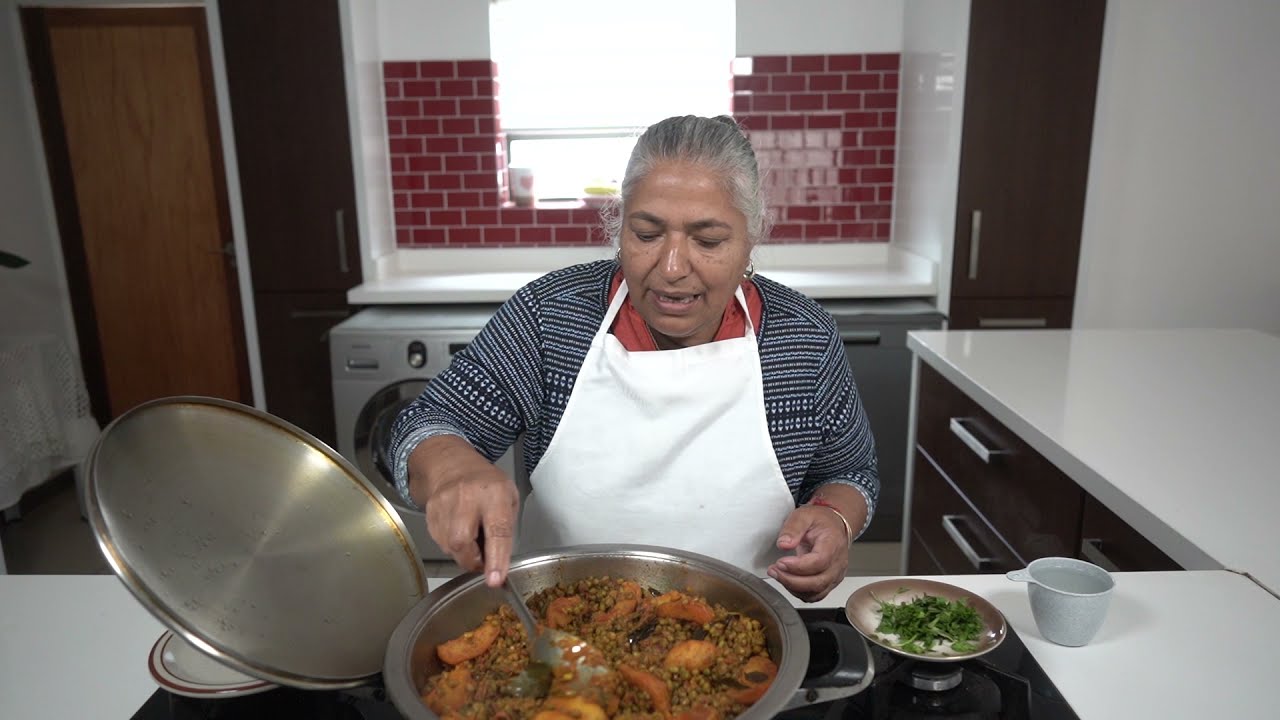 Приготовление вкусного и питательного карри из бобов мунг (маш)