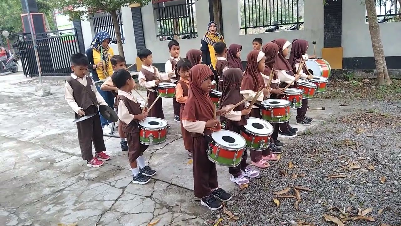 Drum Band ke-2 TK Pertiwi Gunung Gajah 1 Tahun Ajaran 2024/2025