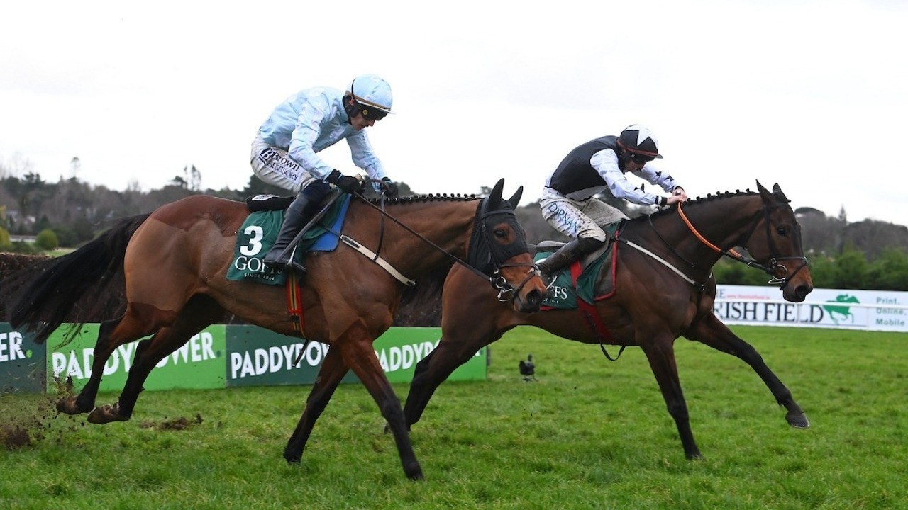 Romeo Coolio denies Kargese in thrilling Irish Arkle! | Dublin Racing Festival 2026 | Full Race