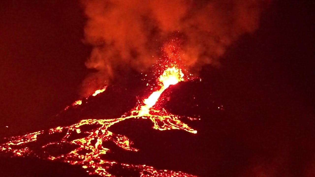 Eldgos &iacute; Geldingadal. 26.mars 2021 - Volcano Eruption Iceland. 26.march 2021