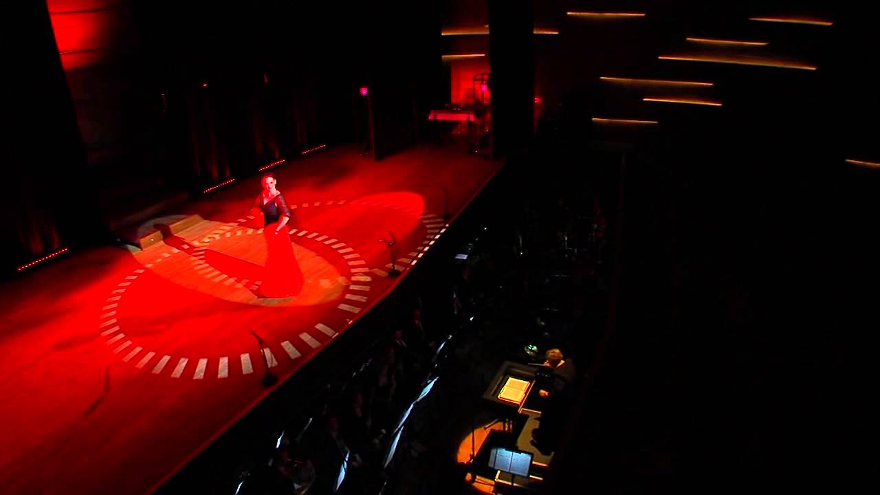 Bizet Carmen: Habanera - Megyesi Schwartz Lucia