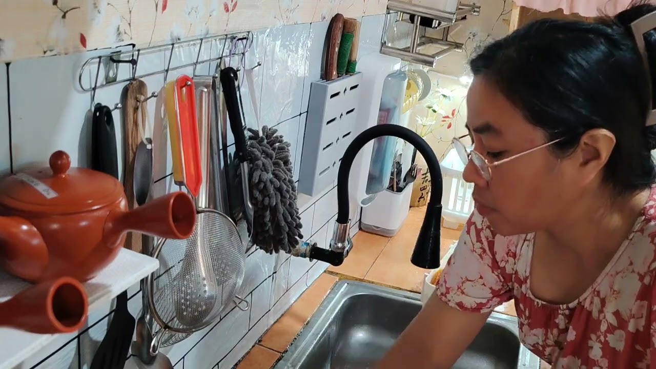 SATURDAY VLOG/ TINY HOUSE REFRESH✨ WINDOW/KITCHEN AND DINING AREA CLEANING/ LAUNDRY MOTIVATION 🌼