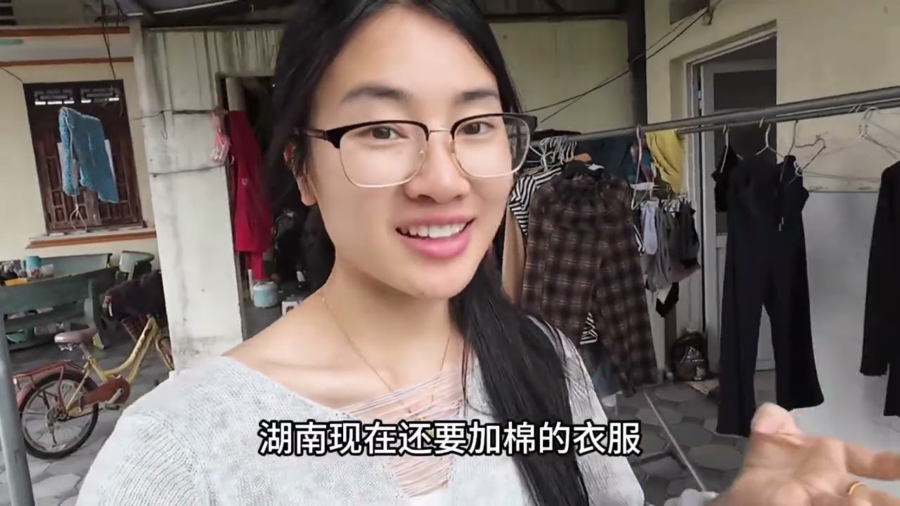 小月顺利到达越南！一到家一家人只问孩子老公 小月一个人回来被嫌弃了