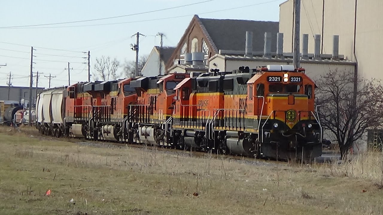 BN Barstow with three road units used on the IAIS January 12, 2026