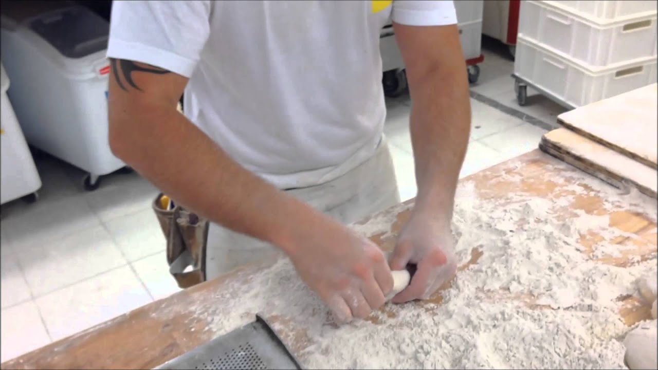 BACKHANDWERK - die Handsemmel
