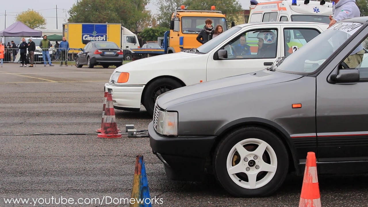 [Back to 80's] Ford Sierra Cosworth 4WD VS Fiat Uno Turbo 333HP Drag Race on 1/4 Mile