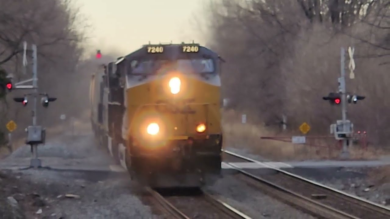 CSX 7240 Leads CSX 725 CSX 8246 on Manifest Passing Through in Shenandoah Junction WV