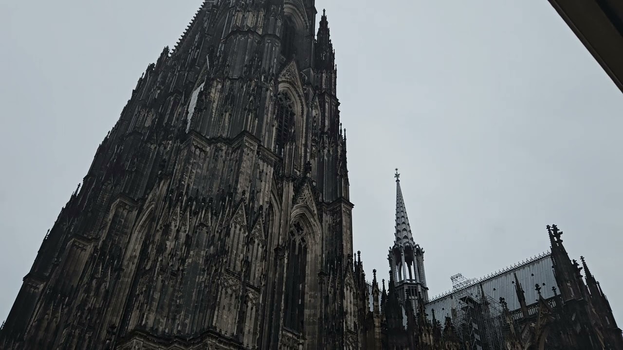 Köln (K) Altstadt kath. Domkirche St. Peter und Maria : Glocken 8-5