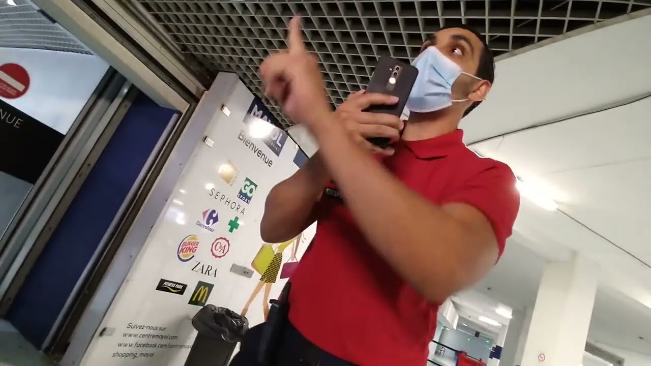 AGRESSION Agents Securite - Centre Mayol Toulon - VID 20210624 193034232