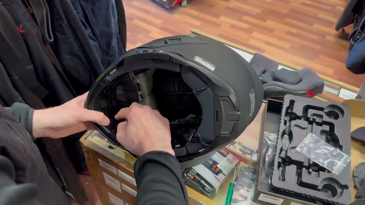 MC Intercom - Sena SRL Mesh on Shoei GT-Air 3