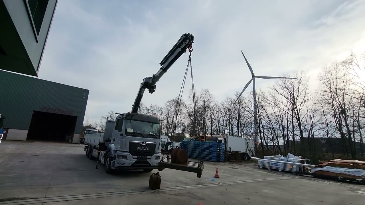 PariTech test de EVS van de HMF laadkraan